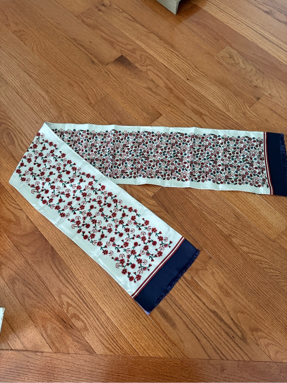 Gucci Silk Scarf with Red Floral Print on Ivory